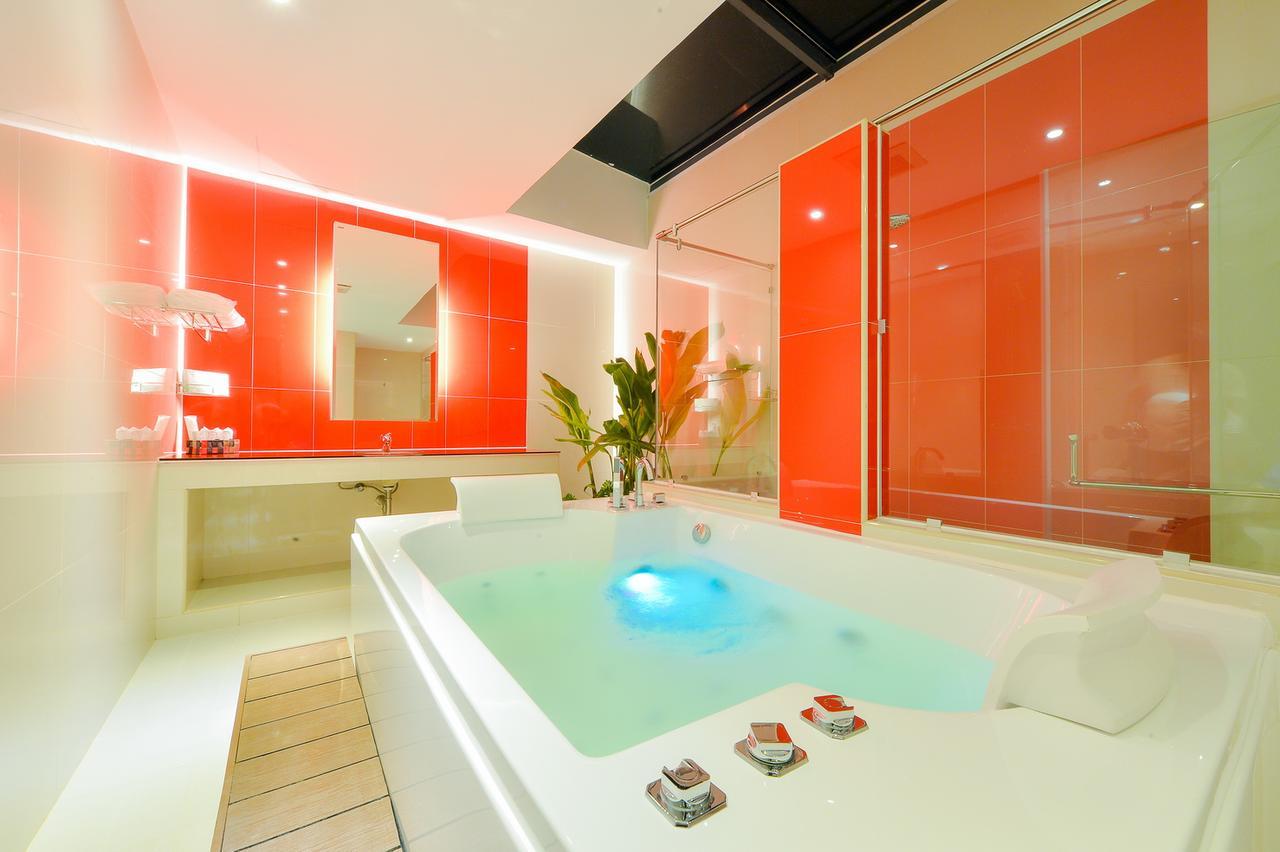 Nice Residence Hotel Huahin - Sha Extra Plus Eksteriør billede